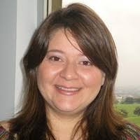 200+ perfiles de «Amelia»