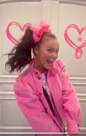 Jojo Siwa Just Dyed Her Hair Brown And Wow She Looks So Different In 2020 Jojo Siwa Her Hair Hair
