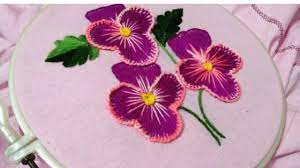Hand Embroidery Pansy Flower With Botton Hole Stitch Derivative Hand Embroidery Tutorial Hand Embroidery Flowers Embroidery Tutorials