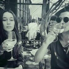 Alycia Debnam Carey With Mercedes Mason Alycia Debnam Fear The Walking Dead Alycia Debnam Carey