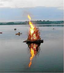 Gamle ritualer ved sankthansaften redigér wikikode. Sankthansbal Stryger Til Havs Sn Dk Nordsjaelland
