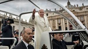 El papa francisco, a través de una carta, hizo un llamado a los líderes gubernamentales, empresas y organizaciones internacionales a trabajar ju. Cu Ce MaÈ™inÄƒ Se DeplaseazÄƒ Papa Francisc In Romania RestricÈ›ii De CirculaÈ›ie