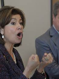 Obama official promotes SBA's bilingual approach