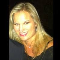 Lisa Muir's Instagram, Twitter & Facebook