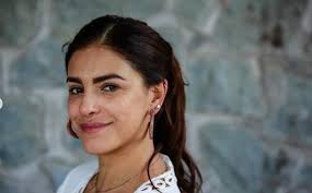 Liz Gallardo, la actriz de Madre solo hay dos que hace de abuela a sus 41  años