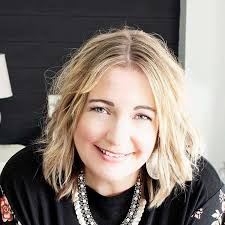 BLOG CONTRIBUTOR TEAM