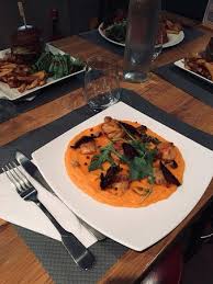 L Endroit Orthez 15 Place Du Foirail Restaurant Avis Numero De Telephone Photos Tripadvisor
