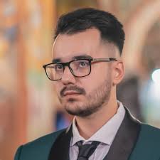 Vind een beschikbare freelance Facebook Marketing op Malt