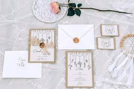 Viele designs, hohe qualität und faire preise. Hochzeitseinladung Boho Hochzeitspapeterie Hannah Antenna