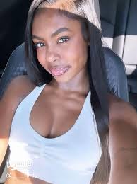 Top Baddie Selfie Ideas to Boost Your Social Media Confidence