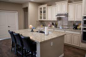 Creamy tones and detailed accents add a touch of sophistication to your relaxed morning. Life In Hearts Our House Right Now Vintage Kitchen Decor Small Kitchen Decor Rustic Kitchen Decor