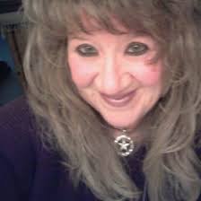 Lori Everhart's Instagram, Twitter & Facebook