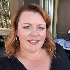 Ethel Oconnor's Instagram, Twitter & Facebook