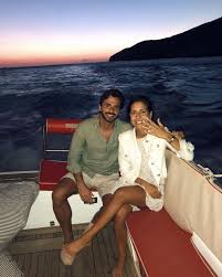 O angélico gostava da anita, nunca o negou. Ex Namorada De Angelico Vieira Vai Casar Se Sim 1 000 000 Vezes Sim