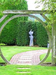 Uk Garden Visits Best British Gardens Us Garden Visits The Galloping Gardener Garden Visits Garden Gate Design Garden Entrance Moon Gate