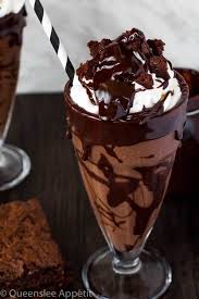 Brownie Milkshake Recipe Queenslee Appetit Recette Moelleux Chocolat Nourriture Delicieuse Nourriture