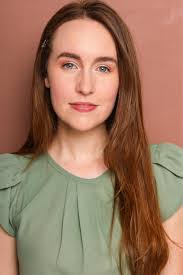 Rebecca Knowles's Instagram, Twitter & Facebook