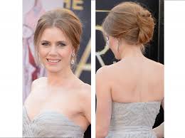 Maschera fai da te alla banana per capelli danneggiati!!provala. Banana Bun I Nuovi Capelli Raccolti Che Fanno Tendenza Grazia It