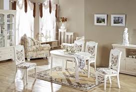 It's everything from rustic furniture and distressed paint finishes to unique storage solutions inspired by antique housewares. Country Home Decorating Ideas For Different Decorating Styles
