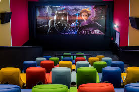 Vox Cinemas Ksa ڤوكس سينما السعودية Twitterissa اكتشف واعرف أكثر عن تجارب سينما ڤوكس اللي تناسب كل الاذواق اختار ما بين آيماكس سينما كيدز سينما أو سينما العادية احجز تـذكرتك الآن خلال الموقع الاكتروني