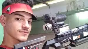 Un atleta cubano de tiro deportivo se queda en España durante una base de  entrenamiento