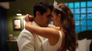 Una nueva vida: ¿vuelven a estar juntos Mert Ramazan Demir (Ferit) y Afra  Saraçoglu (Seyran)?