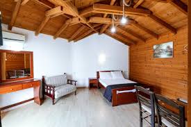 Opening to a balcony, stefanidis studios and apartments are uniquely decorated and air conditioned. Stefanidis Apartments Beach Stavros Updated 2021 Prices
