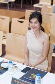 Hoa hậu việt nam 1994 đã chọn trường đh ngoại giao vì muốn trở thành một nữ đại sứ. Hoa Háº­u Viá»‡t Nam 1994 Thu Thuá»· Thá»«a Nháº­n Pháº«u Thuáº­t Tháº©m Má»¹ Tin Tá»©c Má»›i Nháº¥t 24h Ä'á»c Bao Lao Ä'á»™ng Online Laodong Vn