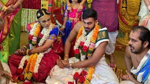 Vijay and sangeetha wedding anniversary photos 1/12 llayathalapathy vijay and his dear wife sangeetha are celebrating their 14th wedding anniversary today, the 25th of august. India Cricketer Vijay Shankar Ties Knot Cricket News India Tv