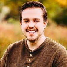 Kevin Maine's Instagram, Twitter & Facebook