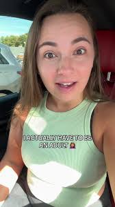 Imagine the audacity she has to leave me to do my own things?! 🤣🤣🤣🤣  #thingsmomsdo #funnyvideos #adultingishard #amazonreturns #fyp