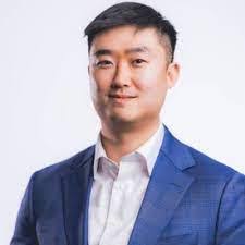 Stephen Maupin's Instagram, Twitter & Facebook