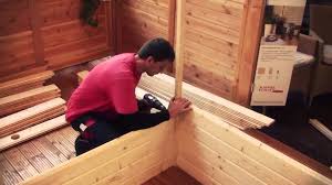 Eine gartensauna oder auch saunahaus ist ein blockhaus mit einer. Karibu Sauna Aufbauanleitung Sauna Aufbau Mit Holzprofi24 Youtube