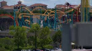 Six flags fiesta texas open thanksgiving. Six Flags Fiesta Texas Multiple People Rescued From Stopped Roller Coaster