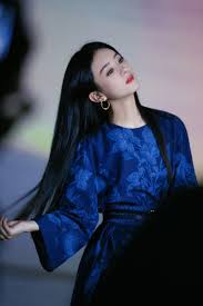 Soi kỹ hình ảnh của angela baby và triệu lệ dĩnh trong sự kiện mới, netizen mới nhận ra rằng 2 nữ thần đình đám cbiz giờ đây đã xuống sắc tới nhường nào. Ngoai Than Hinh Tong Teo Ä'oi Tay CÆ¡ Báº¯p Triá»‡u Lá»‡ DÄ©nh Láº¡i Gay Sá»'c Vi Vong 1 Pháº³ng Li