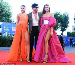 Dayane mello, matteo manzini and giulia salemi attend the premiere of 'the young pope' during the 73rd venice film festival at palazzo del casino on. Crotch Display See How Italian Models Giulia Salemi And Dayane Mello Left Nothing To The Imagination As They Posed On Red Carpet Venice Film Festival Mojidelano Com