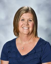 Leah Brewster's Instagram, Twitter & Facebook