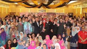 Mingguan, malaysia (2017) transformasi nasional 2050. Program Dialog Transformasi Nasional 2050 Tn50 Dan Taklimat Memahami Dasar Ekonomi Negara Anjuran Kementerian Komunikasi Dan Multimedia Malaysia Kkmm Page 103 Of 139 Finas