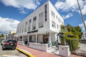 Each apartment boasts a deep soaking tub and offers free wifi and a washer/dryer. Metropole Suites South Beach Miami Beach Hotels With Suites South Beach Group