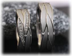 The document has been permanently moved. Ausgefallene Eheringe Im220 Mit 16 Diamanten Poliert Und Matt