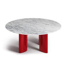 Boozer says it's especially great for a smaller living space because of its narrow dimensions. Carlotta Coffee Table White Marble Top And Red Legs 1 Journelles