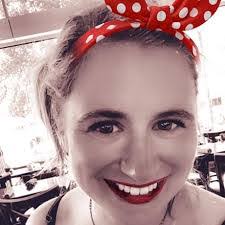 Lois Woolf's Instagram, Twitter & Facebook