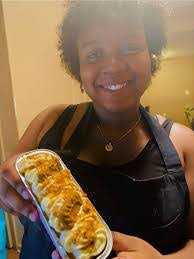 Sandra Bolinger's Instagram, Twitter & Facebook