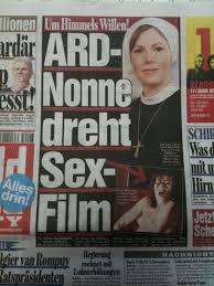 Privat lebt sie mit einem mann und zwei frauen in einer kommune! Um Himmels Willen Filmjournalisten De