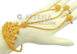 22kt Gold Bracelet Panja Ladies Bracelets Bridal Gold Jewellery Designs 22kt Gold Bracelet Gold Jewelry Fashion