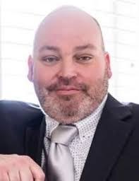 Amy Oyler's Instagram, Twitter & Facebook