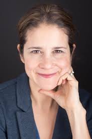 Redefining Leadership: Q&A with Visual Journalist Stephanie Alvarez Ewens —  Women in Leadership Nexus