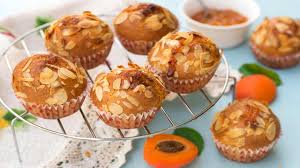 Maybe you would like to learn more about one of these? Muffin Con Albicocche Fresche Senza Burro Per Una Colazione Leggera
