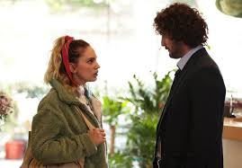 18 mayıs masumlar apartmanı i̇nci'nin giydiği gömlek pantolon çanta: Masumlar Apartmani 32 Bolum Fragmani Yayinda Masumlar Apartmani Yeni Bolumde Sirlar Ortaya Cikiyor Galeri Yasam