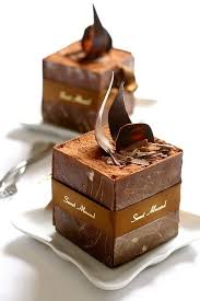 Tiramisu Dans Des Coupes De Chocolat Tiramisu In Chocolate Cups Chocolate Desserts Chocolate Desserts